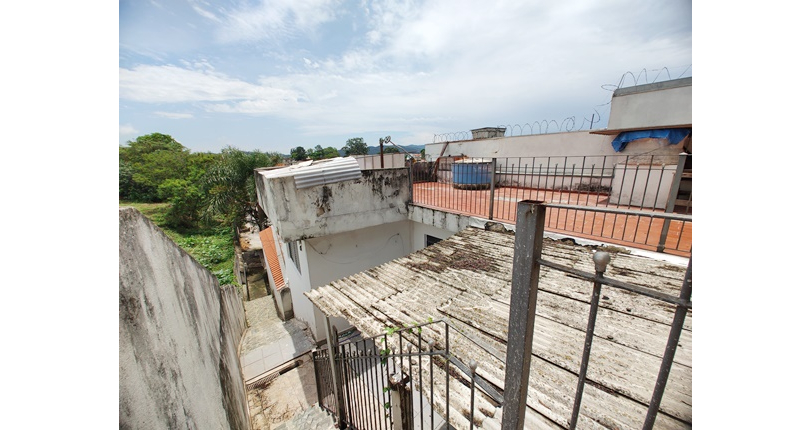 Casa à venda no Bairro da Vila Comercial na Rua Banabuiú,