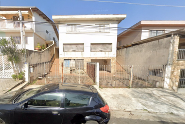Sobrado à venda no Bairro do Parque Maria Domitila na Rua Francisco Basílio de Melo