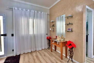 Sobrado à venda em Santana de Parnaíba no Bairro do Alphaville na Alameda dos Ciclames,