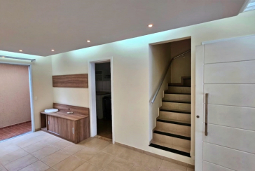 Ótimo Sobrado à venda no Bairro do Conjunto Residencial Vista Verde na Rua Desembargador Plínio Novaes de Andrade