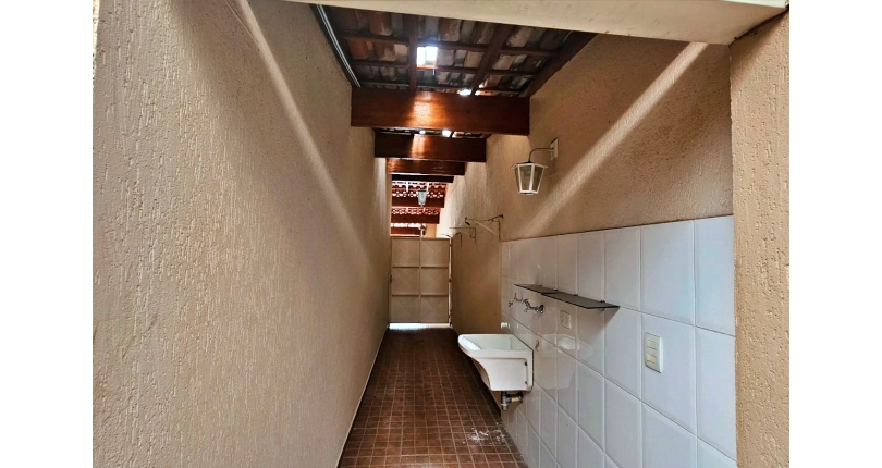 Ótimo Sobrado à venda no Bairro do Conjunto Residencial Vista Verde na Rua Desembargador Plínio Novaes de Andrade