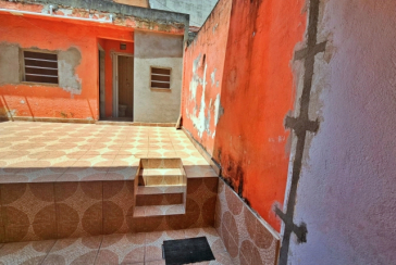 Oportunidade!!! Sobrado à venda no Bairro da Vila Mangalot na Rua José Barreto dos Santos,