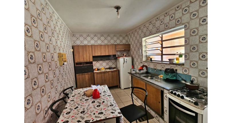 Oportunidade!!! Sobrado à venda no Bairro da Vila Mangalot na Rua José Barreto dos Santos,