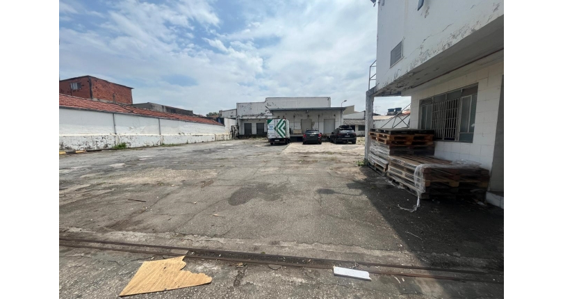 Galpão à venda no Bairro da Vila Anastácio na Rua Conselheiro Ribas, 