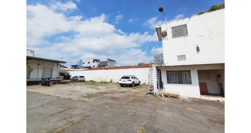 Galpão à venda no Bairro da Vila Anastácio na Rua Conselheiro Ribas, 