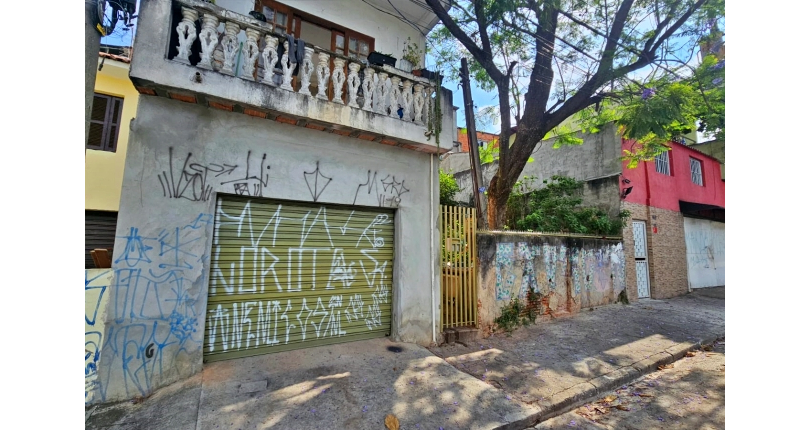 Casa à venda no Bairro do Jardim Santo Elias na Rua Pedro de Lucena Pereira