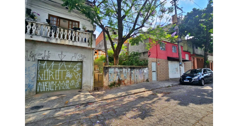 Casa à venda no Bairro do Jardim Santo Elias na Rua Pedro de Lucena Pereira