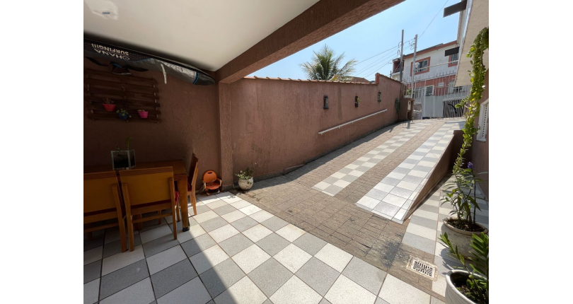 Casa à venda no Bairro do Jaraguá na Rua Capitão Bernardes Rangel,