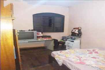 Casa à venda no Bairro da Vila Anastácio na Rua Botocudos, 