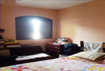 Casa à venda no Bairro da Vila Anastácio na Rua Botocudos, 