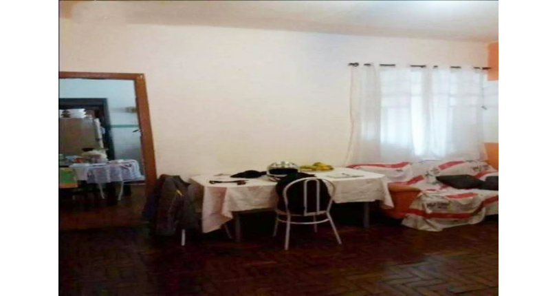 Casa à venda no Bairro da Vila Anastácio na Rua Botocudos, 