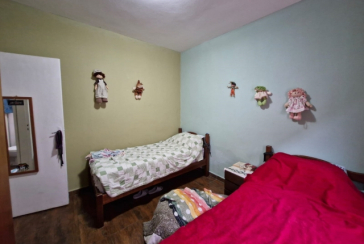 Oportunidade !!! Casa térrea à venda no Bairro do Jardim Regina na Rua Benedito Lacerda