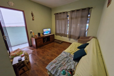 Oportunidade !!! Casa térrea à venda no Bairro do Jardim Regina na Rua Benedito Lacerda