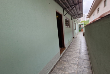 Oportunidade !!! Casa térrea à venda no Bairro do Jardim Regina na Rua Benedito Lacerda