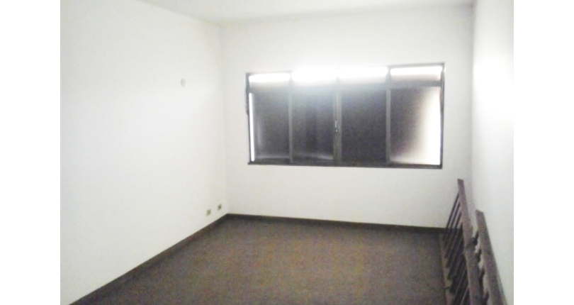 Sobrado à venda Rua Francisco Basílio de Melo, Parque Maria Domitila - Imóveis à Venda