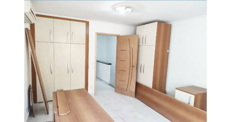 Belo Sobrado à venda no Bairro do Conjunto Residencial Vista Verde na Rua Desembargador Lauro de Souza Alves