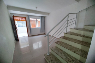  Sobrado à venda na Vila Boaçava na Rua Jurubim 335, no Condomínio Residencial Colibri, 