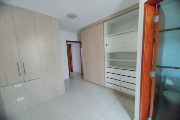  Sobrado à venda na Vila Boaçava na Rua Jurubim 335, no Condomínio Residencial Colibri, 