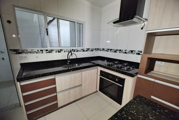  Sobrado à venda na Vila Boaçava na Rua Jurubim 335, no Condomínio Residencial Colibri, 