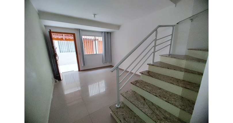  Sobrado à venda na Vila Boaçava na Rua Jurubim 335, no Condomínio Residencial Colibri, 