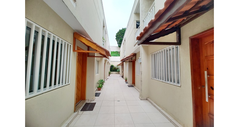  Sobrado à venda na Vila Boaçava na Rua Jurubim 335, no Condomínio Residencial Colibri, 