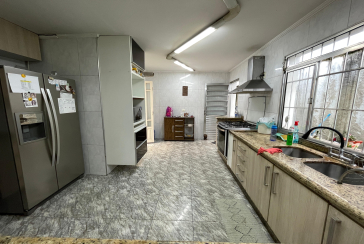 Casa térrea à venda no Bairro da Vila Clarice na Rua Major Alfredo Romão