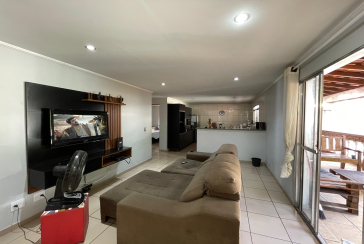 Casa térrea à venda no Bairro da Vila Clarice na Rua Major Alfredo Romão