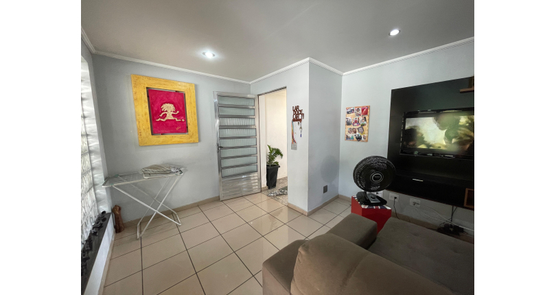 Casa térrea à venda no Bairro da Vila Clarice na Rua Major Alfredo Romão