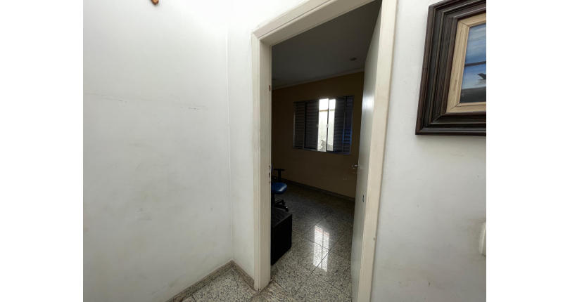 Casa térrea à venda no Bairro da Vila Clarice na Rua Major Alfredo Romão