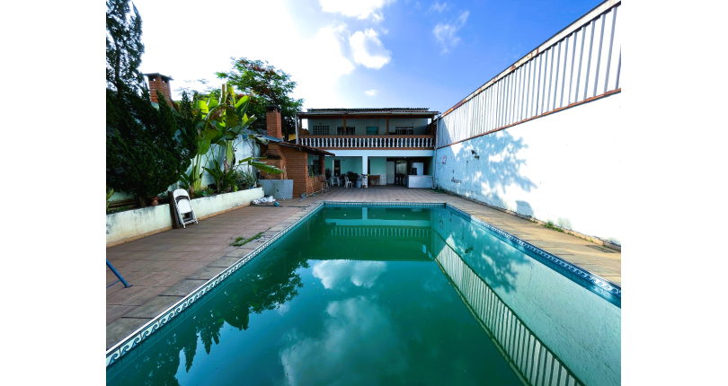 Casa térrea à venda no Bairro da Vila Clarice na Rua Major Alfredo Romão