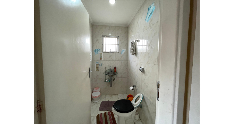 Casa térrea à venda no Bairro da Vila Clarice na Rua Major Alfredo Romão