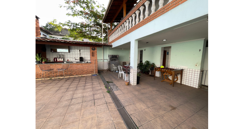 Casa térrea à venda no Bairro da Vila Clarice na Rua Major Alfredo Romão