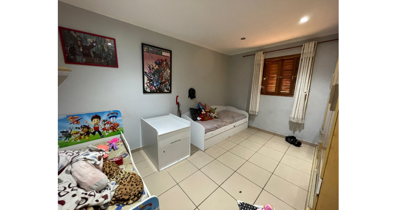 Casa térrea à venda no Bairro da Vila Clarice na Rua Major Alfredo Romão