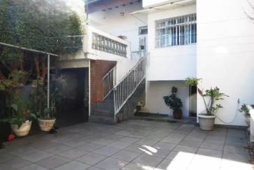 Bela Casa à venda no Bairro do City América na Avenida do Anastácio,