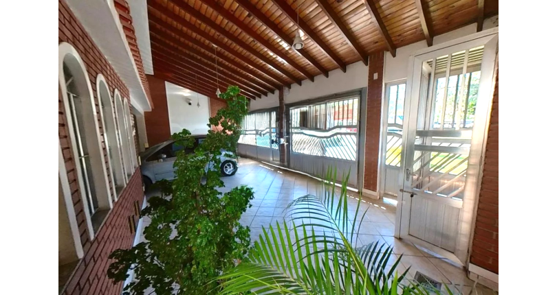 Bela Casa à venda no Bairro do City América na Avenida do Anastácio,