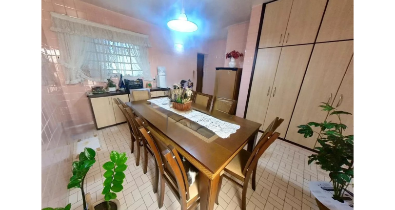 Bela Casa à venda no Bairro do City América na Avenida do Anastácio,