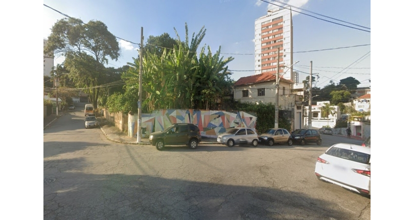 Terreno à venda no Bairro da Vila Barreto na Rua Doutor Achiles Lisboa,