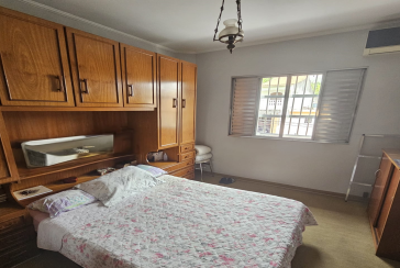 Sobrado à venda no Bairro do Conjunto Residencial Vista Verde na Rua Doutor Fernando de Oliveira Simões