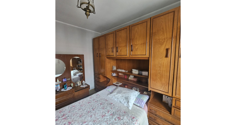 Sobrado à venda no Bairro do Conjunto Residencial Vista Verde na Rua Doutor Fernando de Oliveira Simões