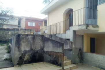 Sobrado à venda no Bairro do Jardim Líbano na Rua Professor Araújo Coelho