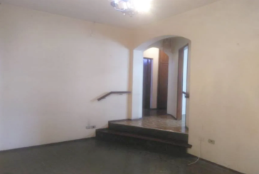 Sobrado à venda no Bairro do Jardim Líbano na Rua Professor Araújo Coelho