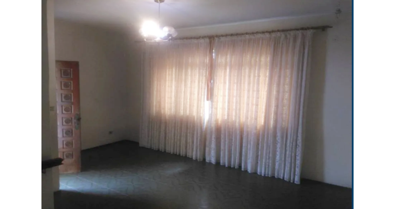 Sobrado à venda no Bairro do Jardim Líbano na Rua Professor Araújo Coelho