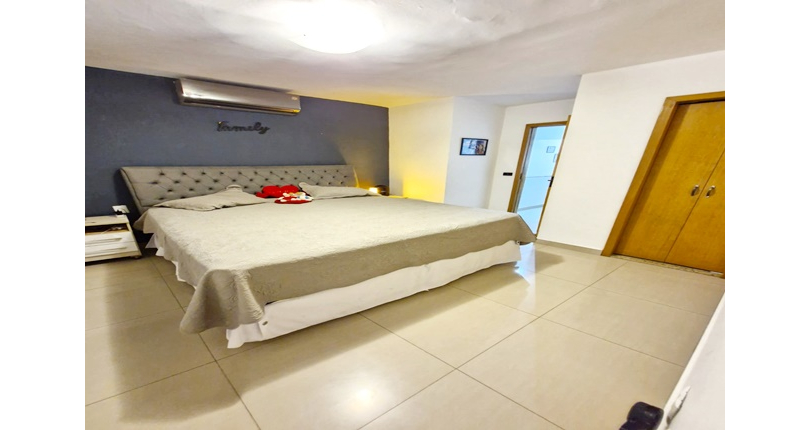 Ótimo Sobrado à venda no Bairro do Conjunto Residencial Vista Verde na Rua Desembargador Plínio Novaes de Andrade