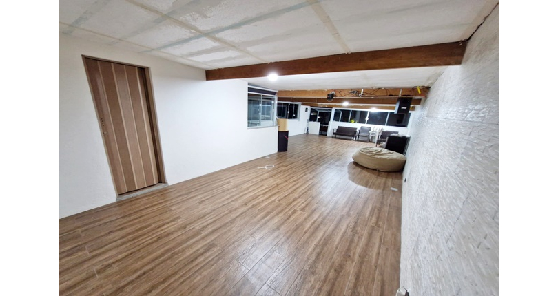 Ótimo Sobrado à venda no Bairro do Conjunto Residencial Vista Verde na Rua Desembargador Plínio Novaes de Andrade