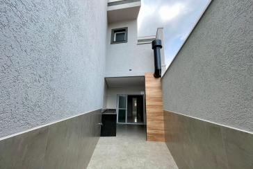  Sobrado novo à venda no Bairro do Parque São Domingos na Rua Amílcar Barbuy 