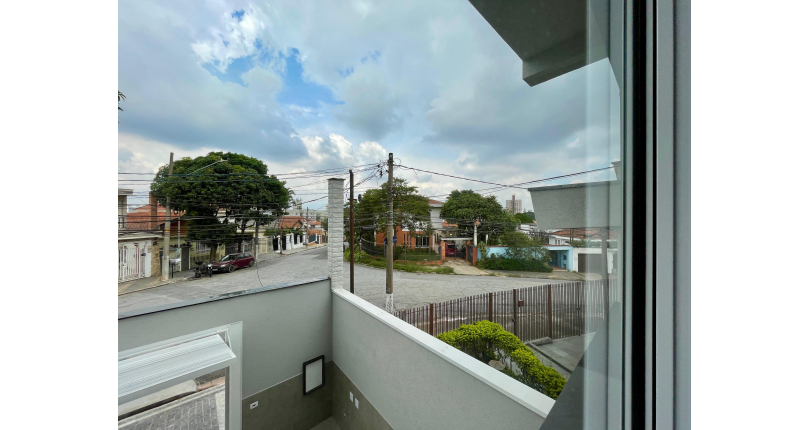  Sobrado novo à venda no Bairro do Parque São Domingos na Rua Amílcar Barbuy 