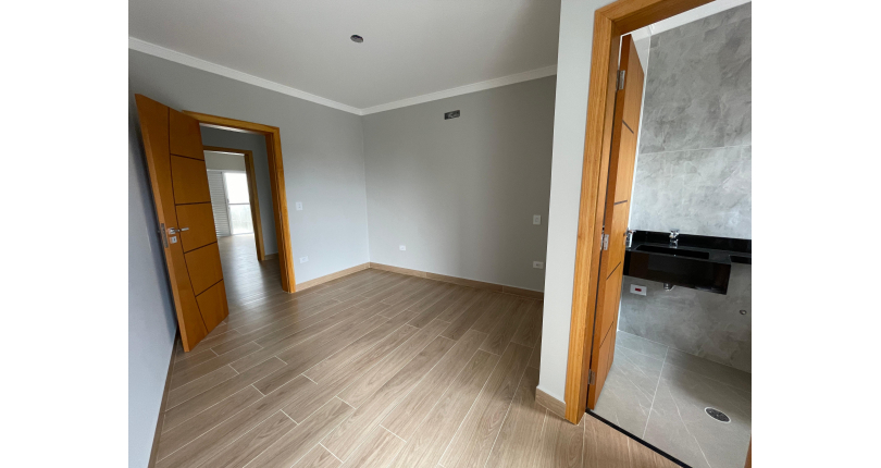  Sobrado novo à venda no Bairro do Parque São Domingos na Rua Amílcar Barbuy 