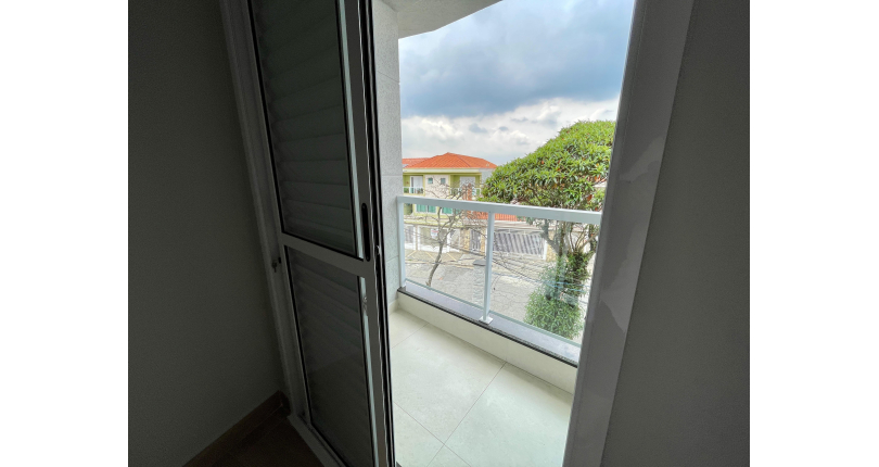  Sobrado novo à venda no Bairro do Parque São Domingos na Rua Amílcar Barbuy 