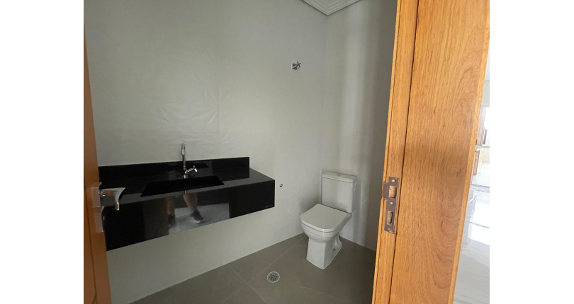  Sobrado novo à venda no Bairro do Parque São Domingos na Rua Amílcar Barbuy 