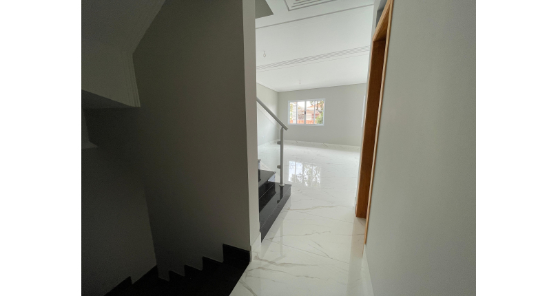  Sobrado novo à venda no Bairro do Parque São Domingos na Rua Amílcar Barbuy 